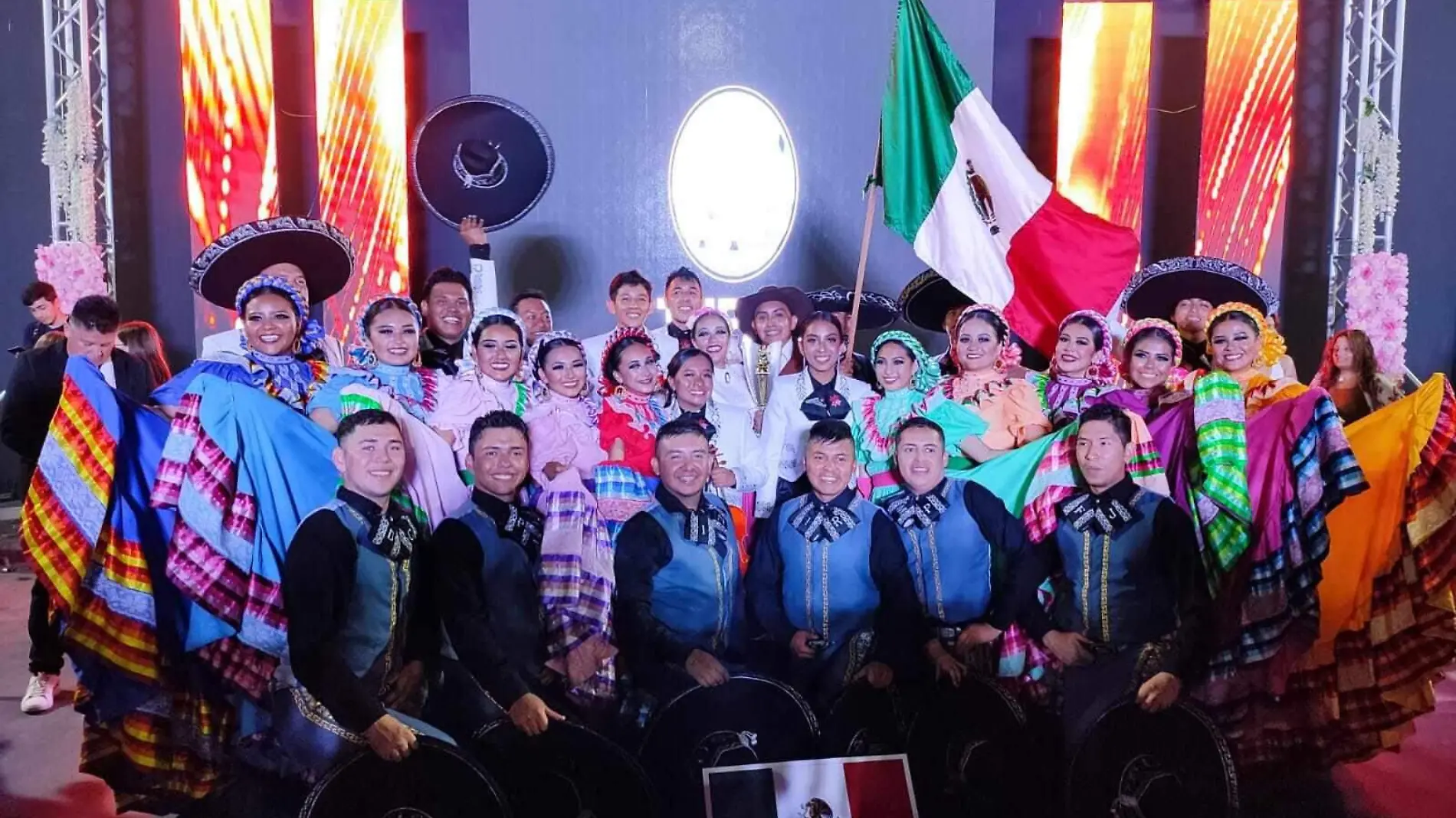 FOTO PRINCIPAL SJR Integrantes del grupo de Veracruz